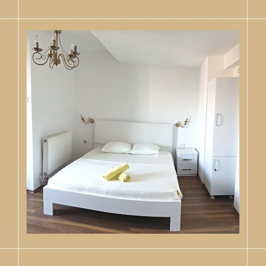 Pristina Newborn Rooms Dış mekan fotoğraf